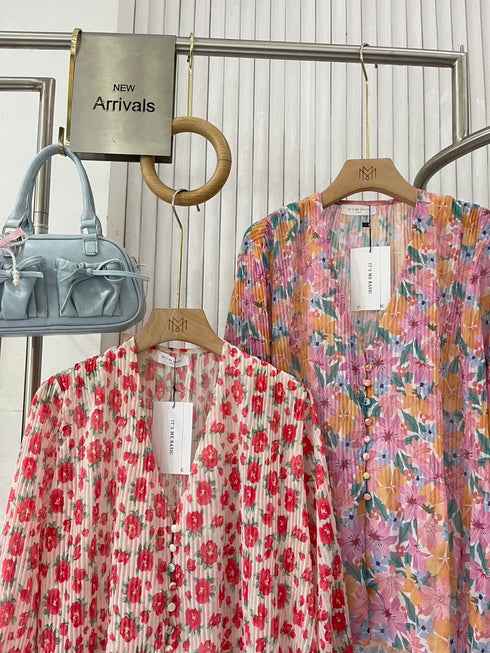 Floral Pleated V-Neck Chiffon Shirts